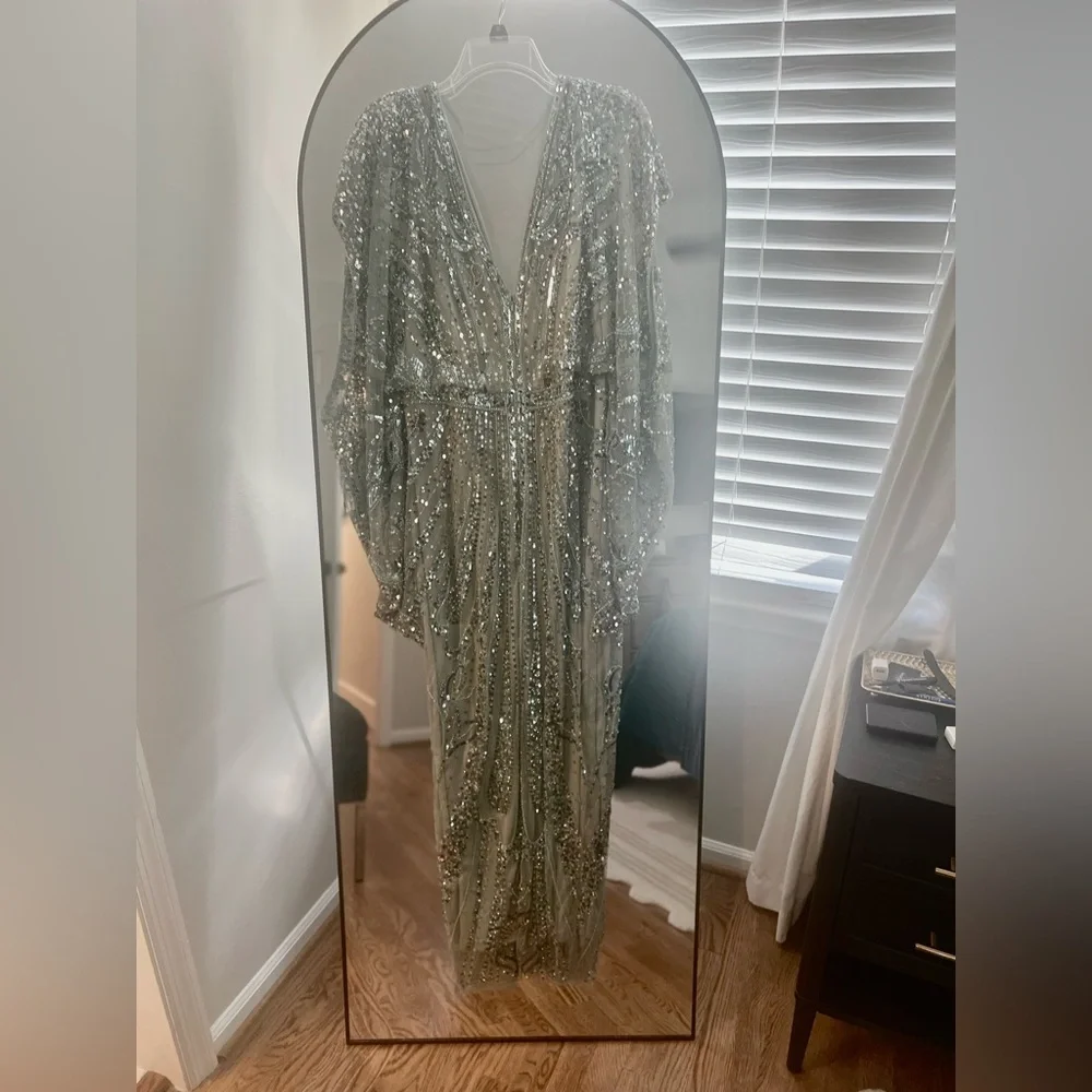 Retro Batwing Sleeve Sequin Evening Gown - Picture 4 of 5